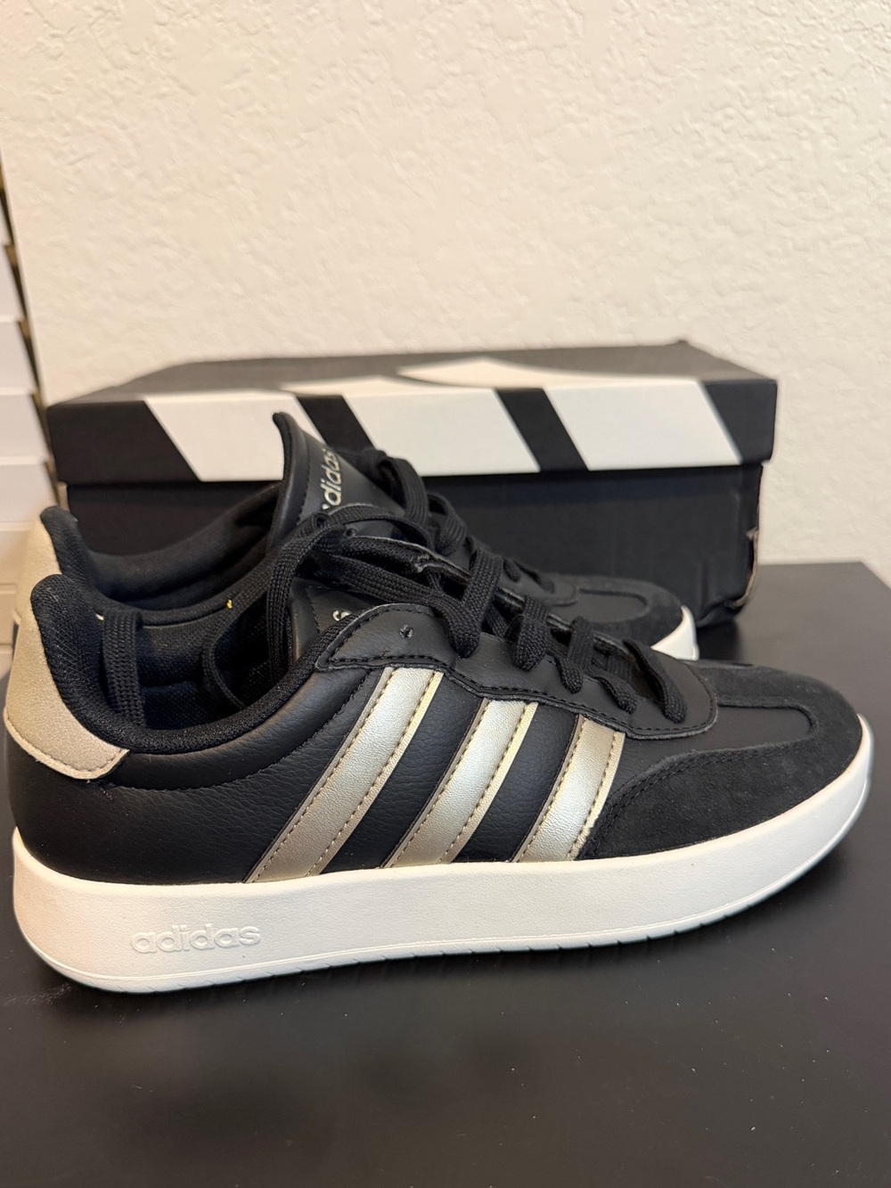 Adidas Barreda Women’s Sneakers
